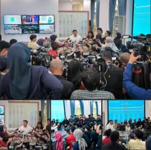 Seskab Teddy Tegaskan Presiden Prabowo Tidak Gunakan Dua Pesawat Kenegaraan dalam Kunjungan Luar Negeri